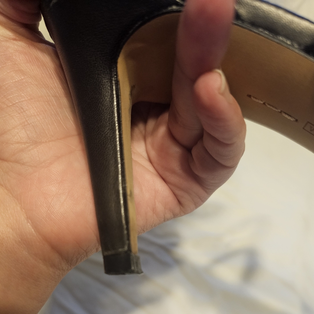 Vince Camuto Cadela Strappy Heel - Picture 13 of 14